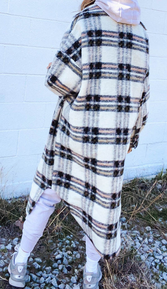 Winter Women Coat Thickened Elegant Plush Loose Plaid Long Sleeved Woolen Coat - Iyanka