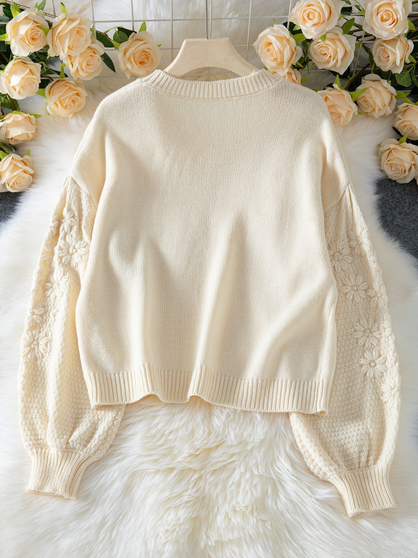 Autumn Winter Fresh Machine Embroidery Three Dimensional Little Daisy Pullover round Neck Loose Knitted Sweater - Iyanka