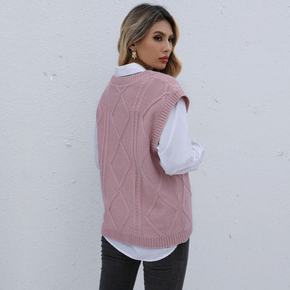 Early Autumn Women Wear Sleeveless Twist Solid Color Knitted Vest for Women - Iyanka