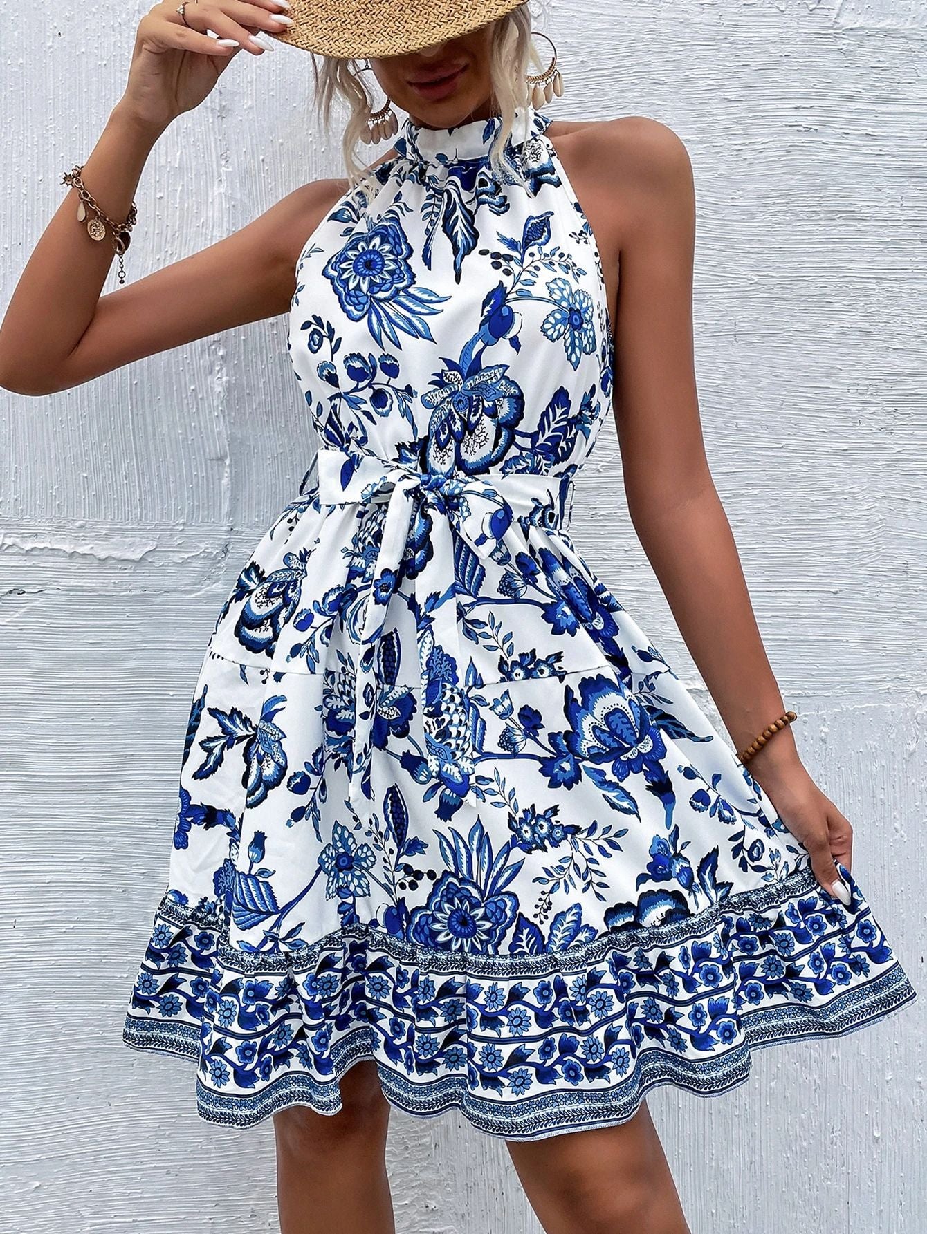 Summer Women Clothing Floral Tight Waist Halter Lace up Dress