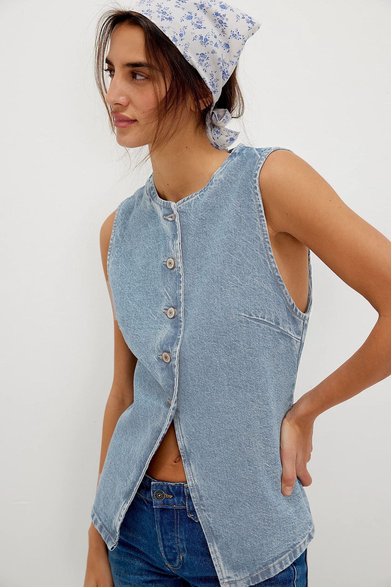 Casual Slim Fit Buttoned Women Clothing Denim Sleeveless Vest - Iyanka