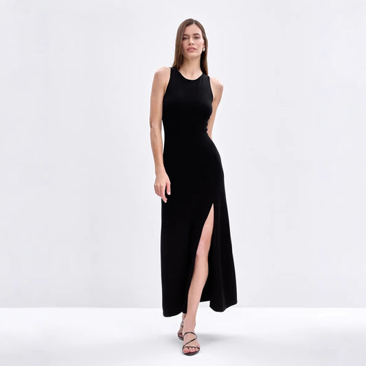 Black Sleeveless Dress