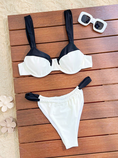 Sexy Halter Bikini Split Swimsuit Solid Color Stitching Swimwear - Iyanka